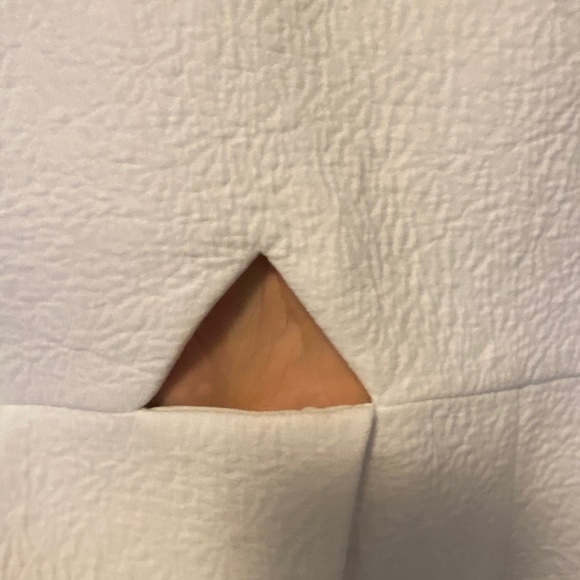 RW&Co peekaboo top - Picture 12 of 15